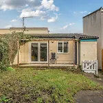 Bright 2-bed With Garden And Parking 펜션 브리스틀
